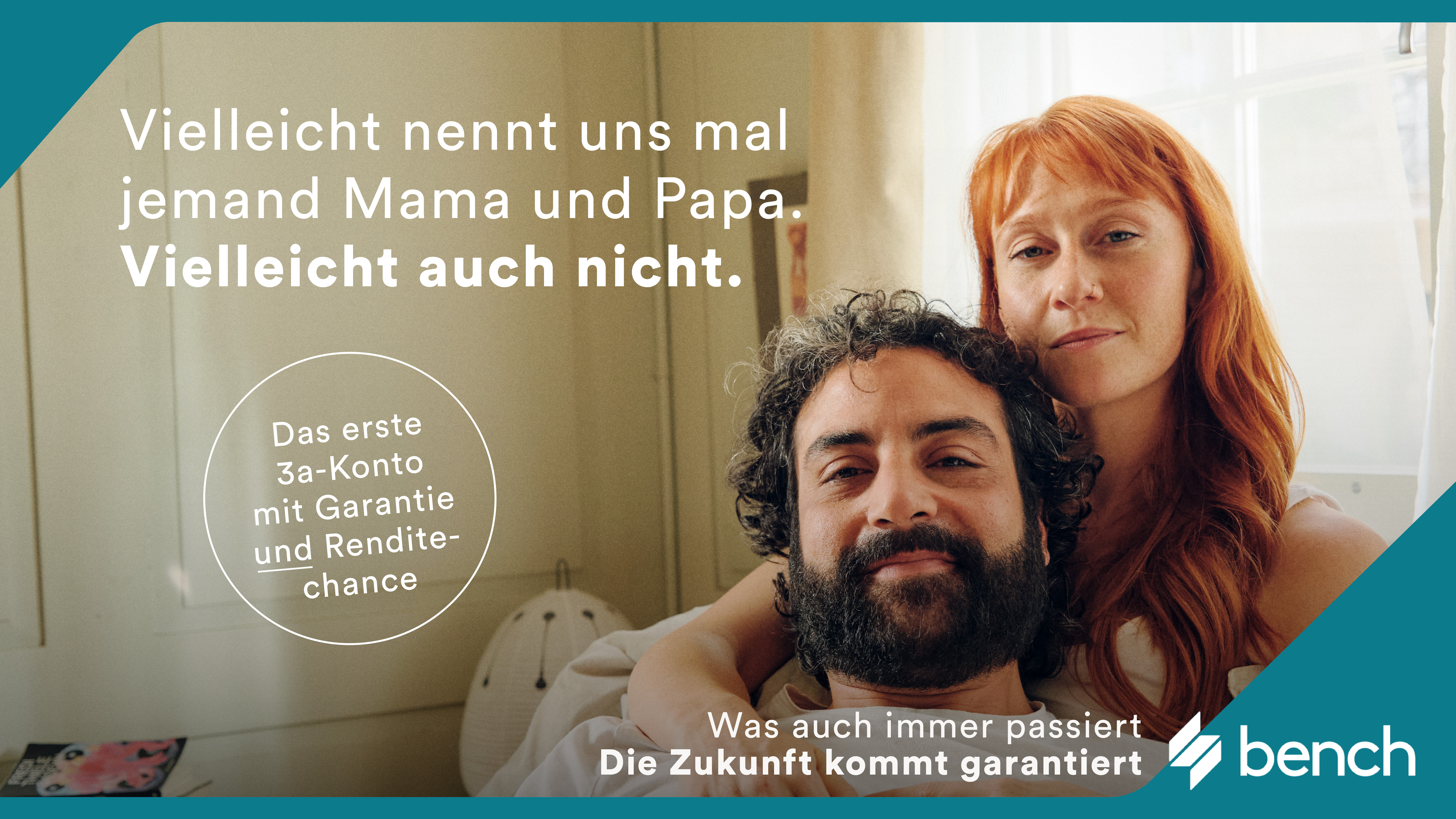 Rod-Kommunikation-Glarner-Kantonalbank_Bench_Mama-Papa